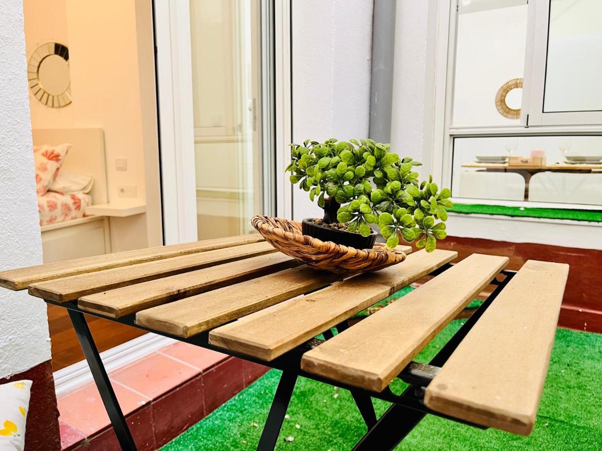 Marinac3 Precioso Apartamento Con Patio En El Centro Historico De Malaga Exterior photo